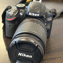 Nikon D3200 with 18-135 zoom