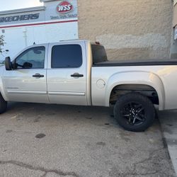 2008 GMC  Sierra  Sle Clean Tittle On Hand