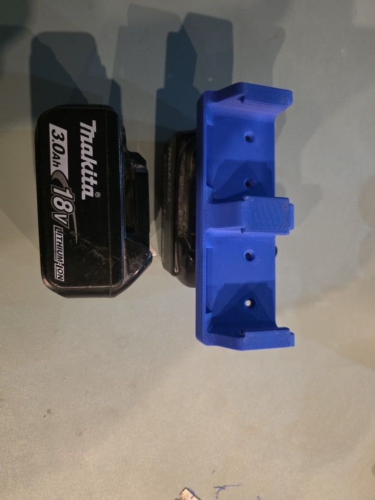 Makita 18v BATTERY Mount Holder