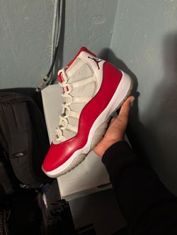 Jordan 11 Cherrys
