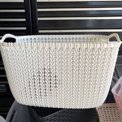 Knit Effect Plastic Storage Bin