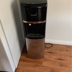 Water Dispenser 