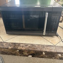 Hamilton Beach Countertop Microwave Oven