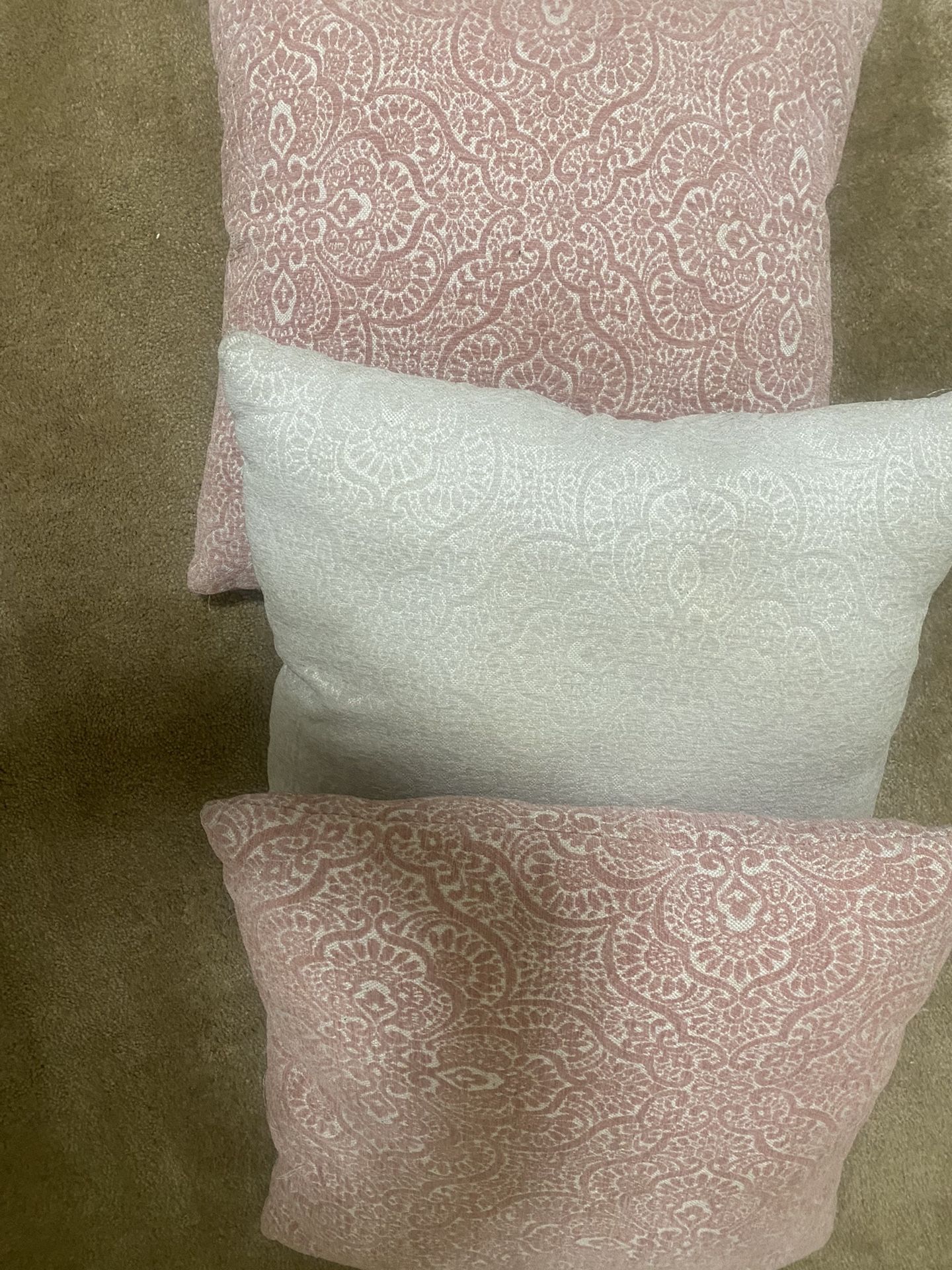Gently Used Throw Pillows
