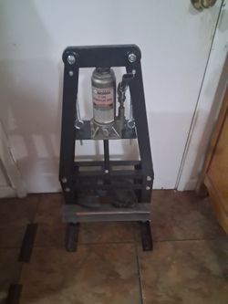 YES, Item Is Available Central Machinery 6 Ton Bench Top Shop Press