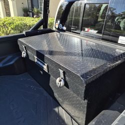 Husky tool box 