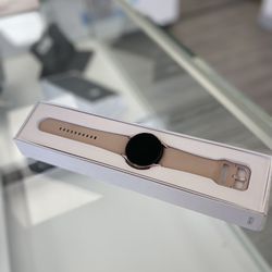 🔥🔥🔥 Samsung Galaxy Watch 4 🥳🥳$30 Down 🥳🥳🔥🔥🔥