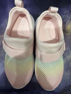 Cat & Jack Kids Slip-On Sneakers Size 10