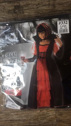 Child size Large Regal Vampira costume