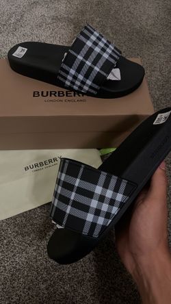 Burrberry slides