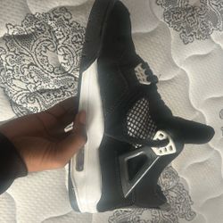 jordan 4s