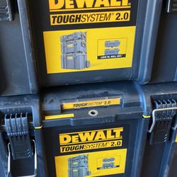 Tool Box/ (1 ) 2.0 24 in. Mobile Tool Box. Tool Box 2.0 22 in. (1) Large Tool Box. 2 . Cajas de herramientas