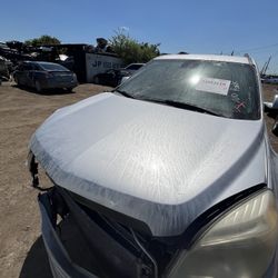 2015 Chevy Equinox Hood