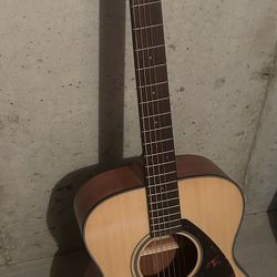 Yamaha FS800 Acoustic Guitar (light Wood/medium)