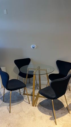 Modern Glass Dining Table with 4 Navy Velvet Chairs