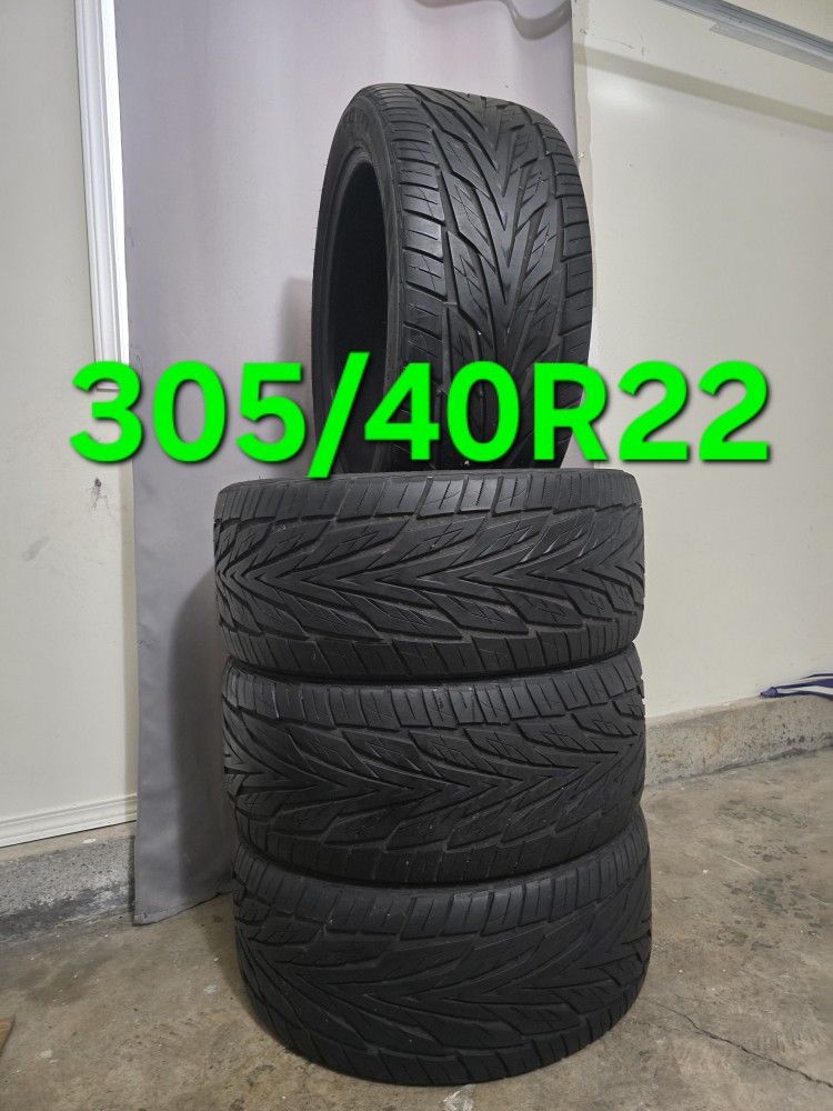 305/40/22 Tires All Season Toyo Proxes ST3