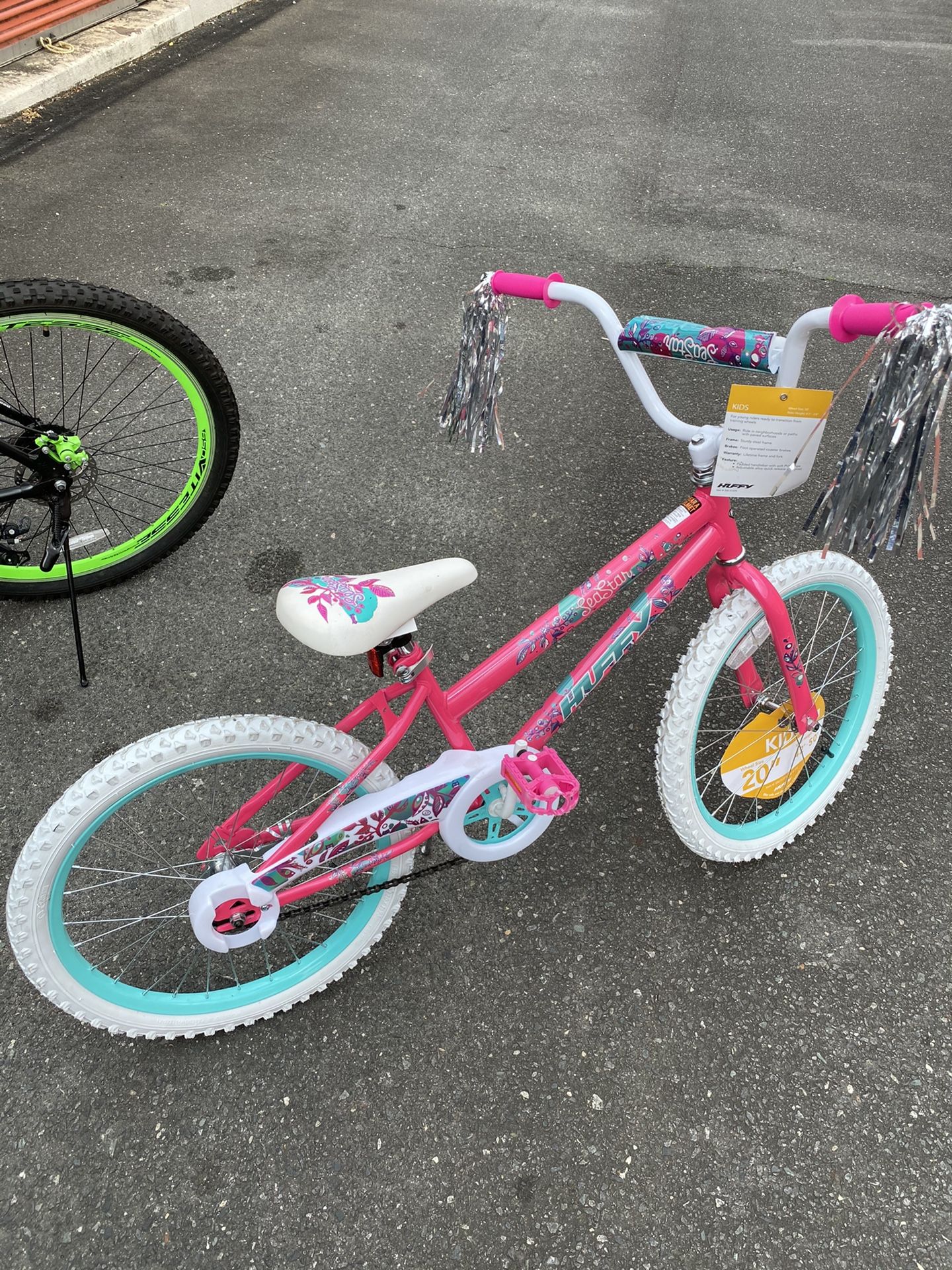 Huffy 20" Sea Star Girls' Bike, Pink