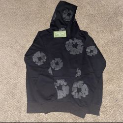 BRAND NEW 🔥 Denim Tears Cotton Wreath Hoodie|Size Medium |black And grey|