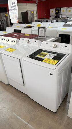 SAMSUNG WASHER AND DRYER TOP LOAD SET