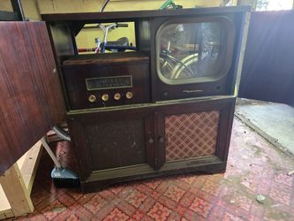 Vintage T.V Record Player Radio Cabinet Console Phonogram Bar Top