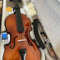 4/4 Full Size Violin with New Bow, Digital Tuner, Shoulder Rest, Extra Strings $160 Firm