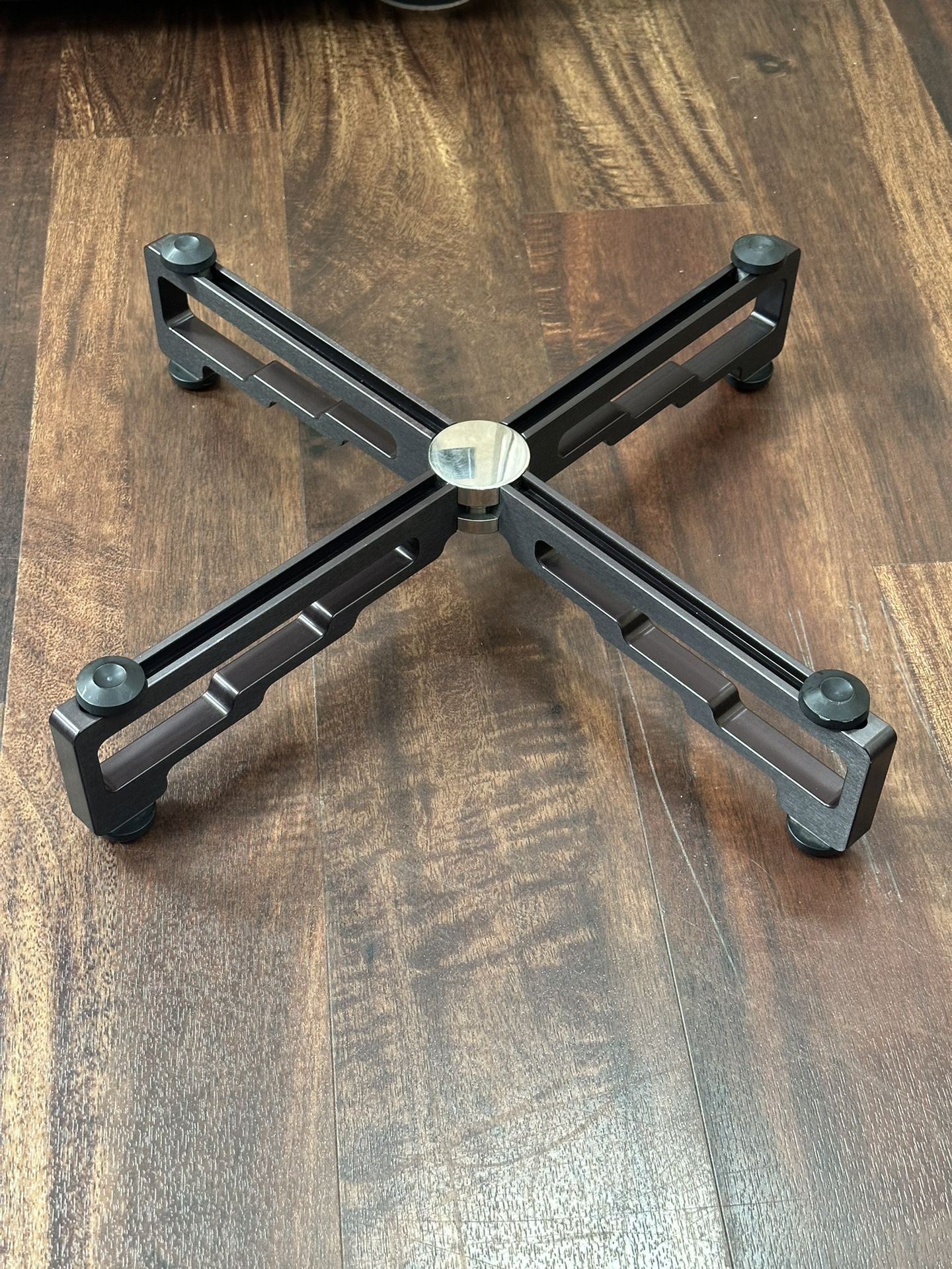 Stillpoints Component stand