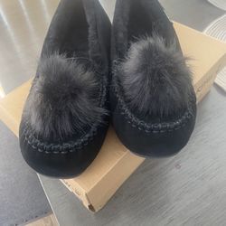 BearPaw Women’s Moccasins Size 11