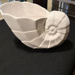 Ceramic shell Plant Holder