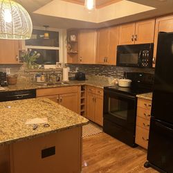 Oven, Over Range Microwave and Dishwasher 