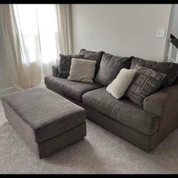 Cozy Modern Style Ash Colored Sofa By Ashley 🤩 New Brand 🔥 Living Room Set💥 On Display🏠