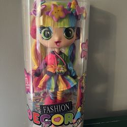 NIB DOLL Decora Fashion Girlz 