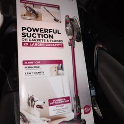 Shark Rocket Pro DLX