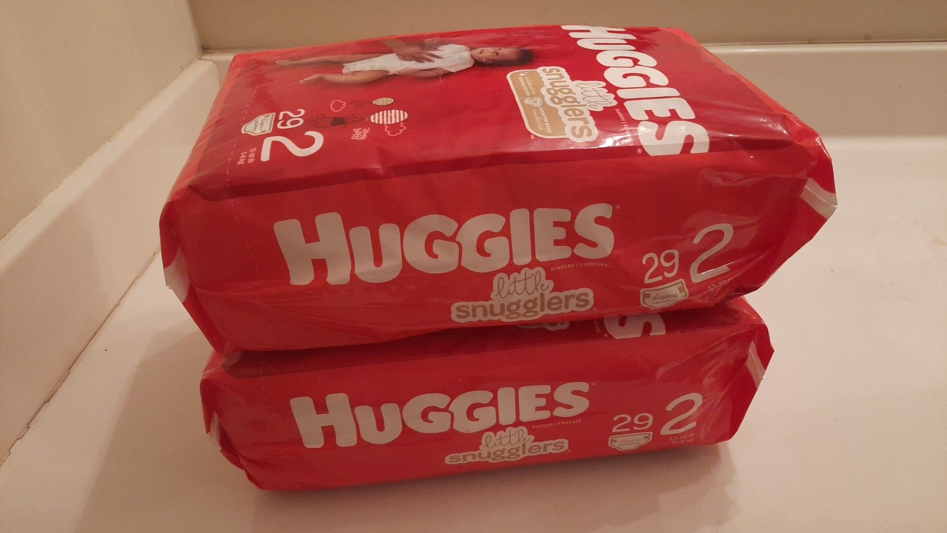 Huggies little snugglers size 2 diapers