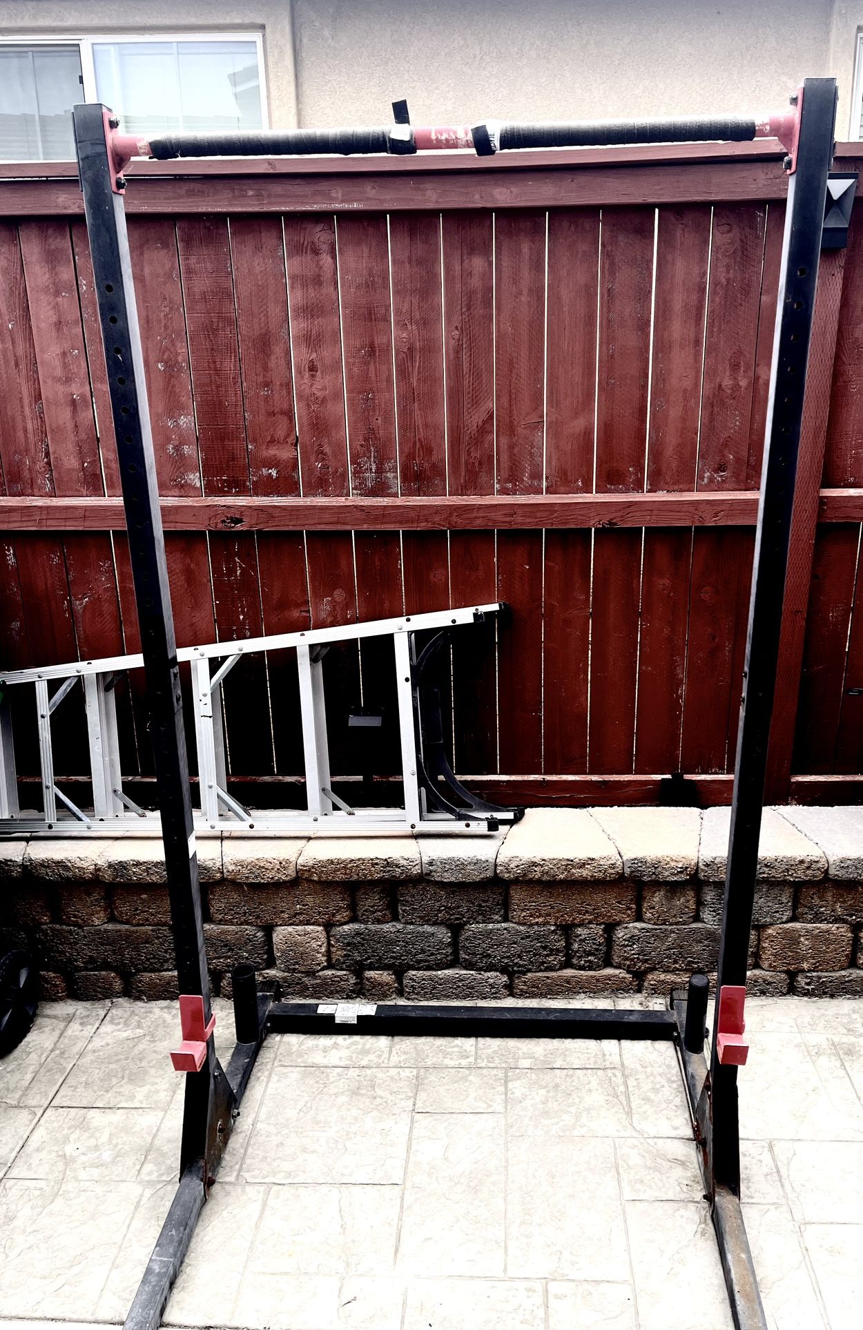 SQUAT RACK PULL UP BAR