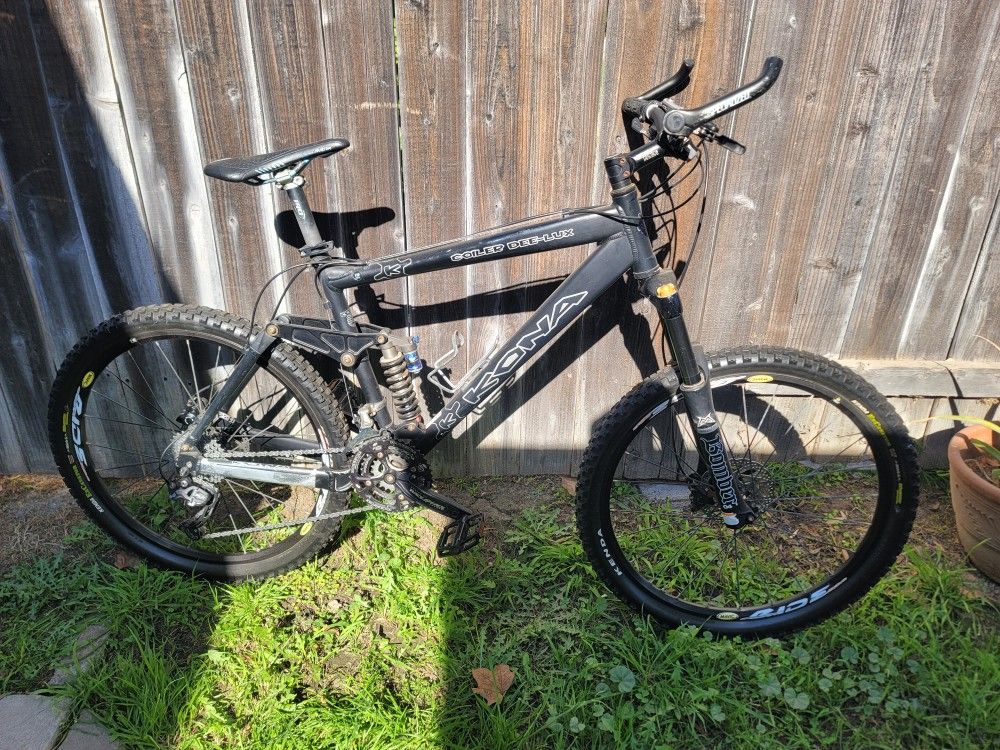KONA Downhill Mountain Bike Dual Suspension