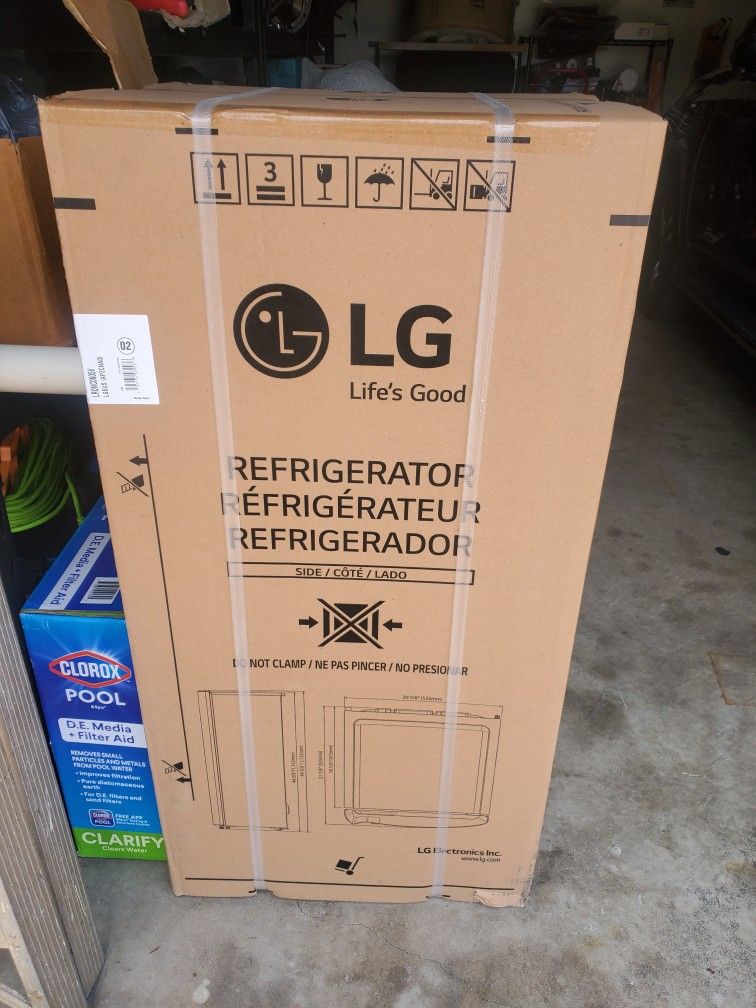Brand New LG Refrigerator 6 Cu Ft. Inverter Compressor.