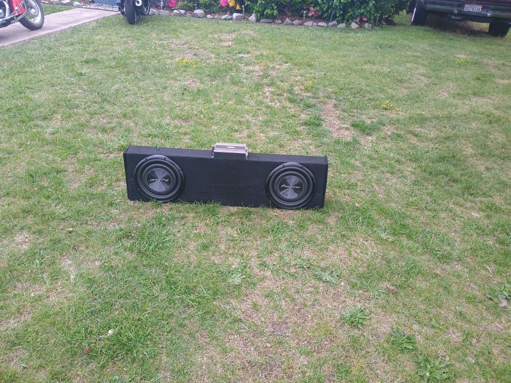 Pioneer Speaker And Amplifier