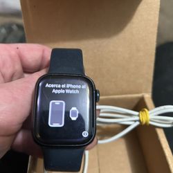 Apple Watch  8 GPS  And Cellular