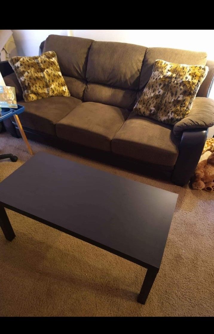 Sofa & Loveseat