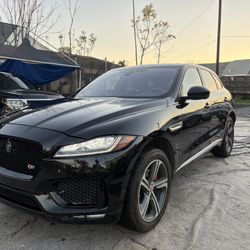 2017 Jaguar F Pace S