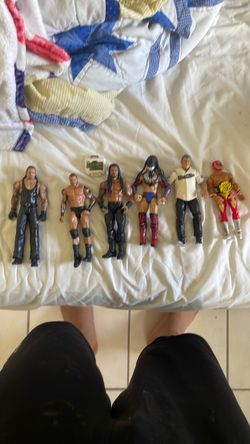 WWE Wrestling Action Figures Lot of 6