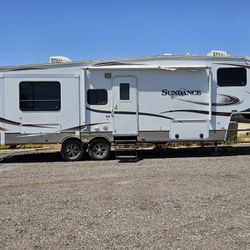 2013 Sundance 5th Wheel