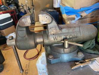Vintage Wilton Bullet Bench Vise