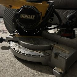 Dewalt Compound Miter Saw 