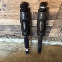 2011 Tahoe shocks