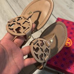 Tory Burch Miller Sandals Size 7.5 Light Makeup w/ Box”