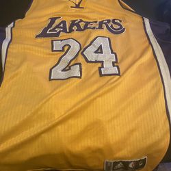 Kobe Bryant Jersey 