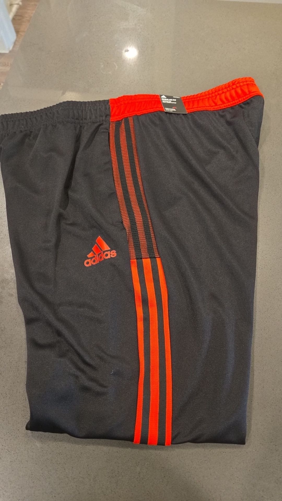 Mens Adidas Pants sz XL