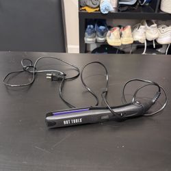 Hot Tools Professional Ceramic Hair Straightener – 1” Flat Iron, Purple Plates 