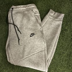 Nike Tech Sweats